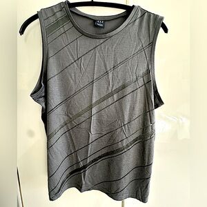 Gap sleeveless top